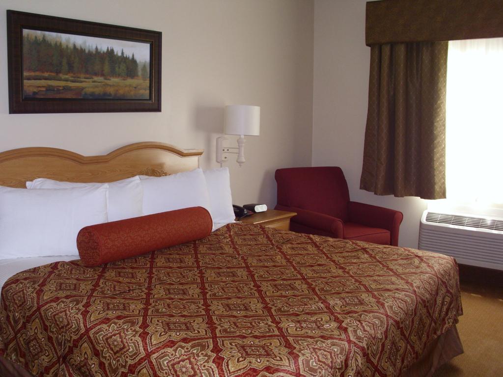 Hotel & 3*